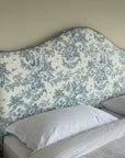 Custom made headboard in 100 % Cotton from Lelievre. 