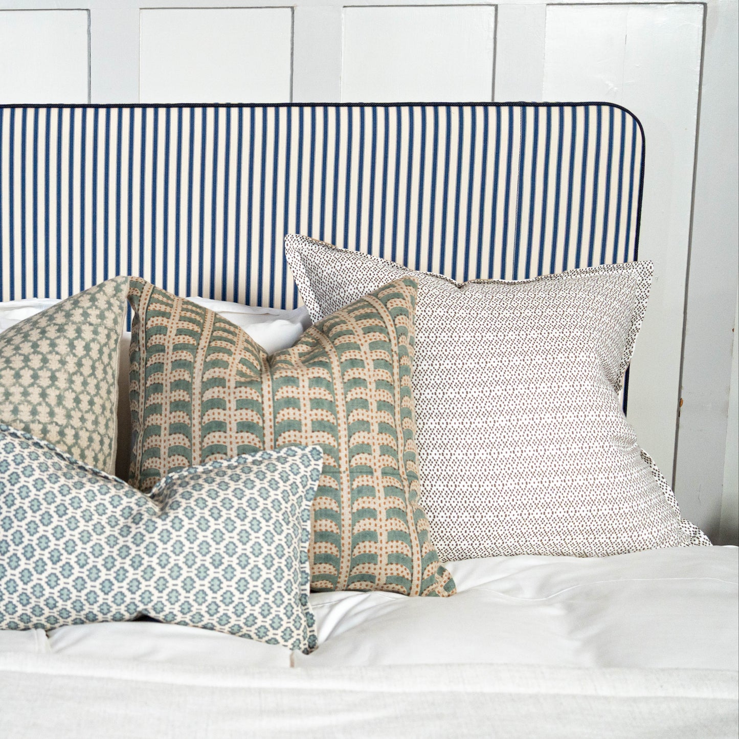 Ticking Stripe 2 Sengegavl