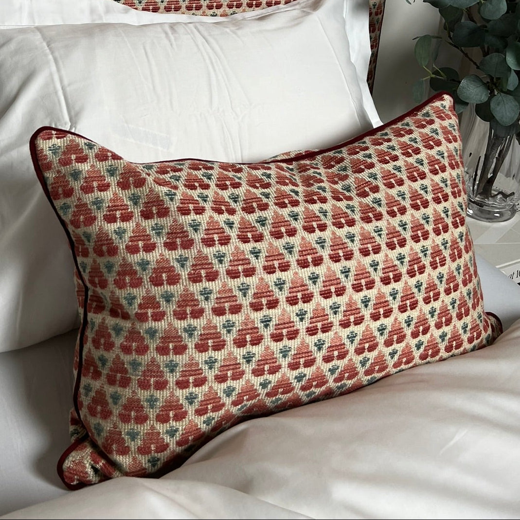 Made-to-order custom one of a kind pillow size 40cm x 60 cm in red Woodberry fabric from Colefax & Fowler.  
Pute